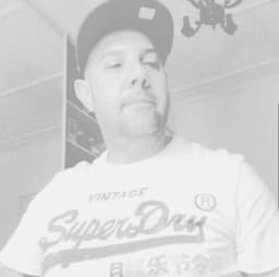 Steve De