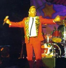 Johnny V
