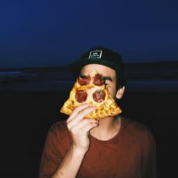 pizza/face