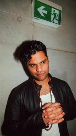 వినయ్ Vinny Lunar