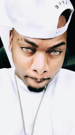 Michael Dión