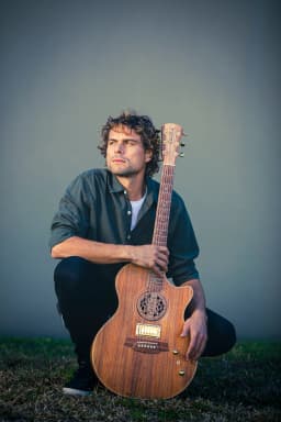 Lachlan Grant Splendor