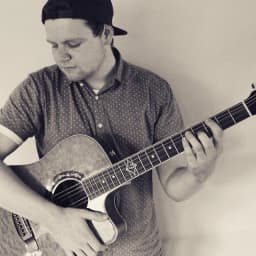 Garrett Lindsay