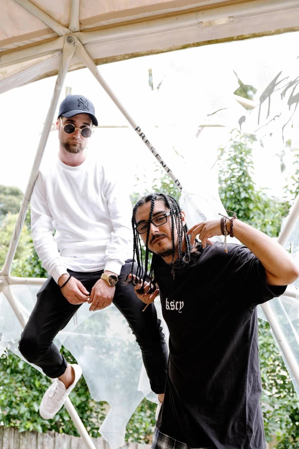 9VIBES