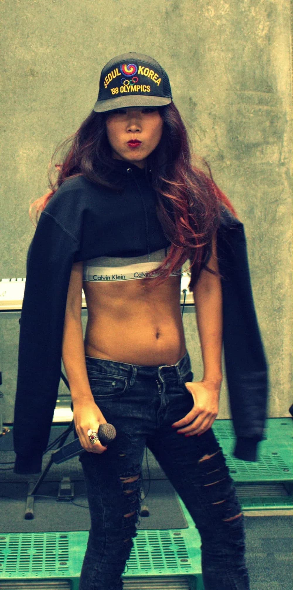 YOBBI K
