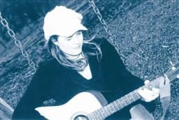 Cathy Field